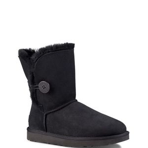Black bailey button uggs